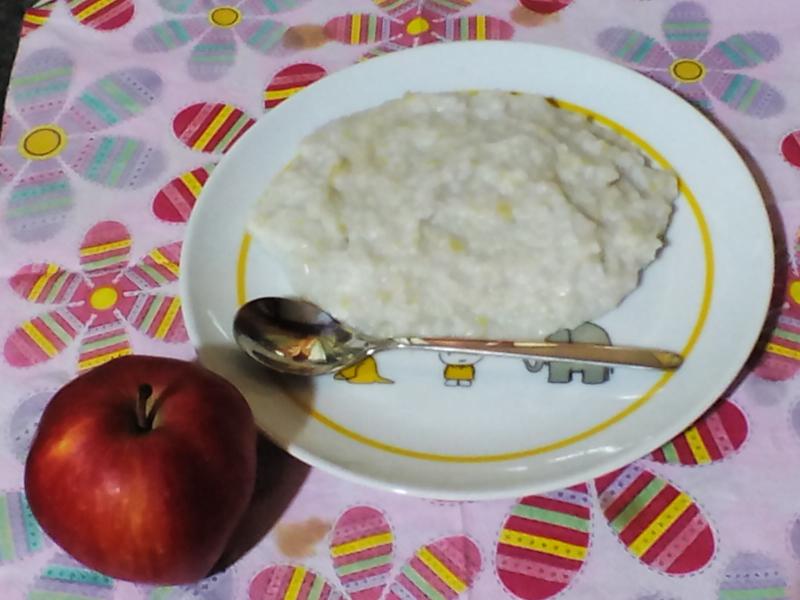 پوره سیب و برنج(زیر 10 ماهگی)