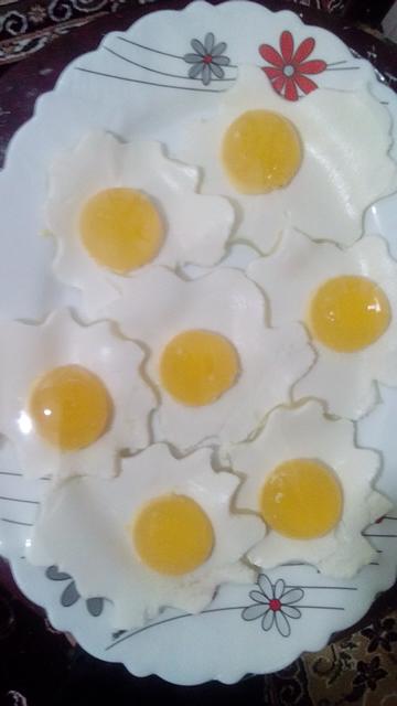 ژله تخم مرغ