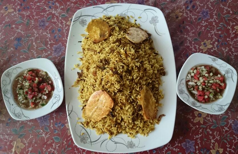 کلم پلو شیرازی و سالاد شیرازی 