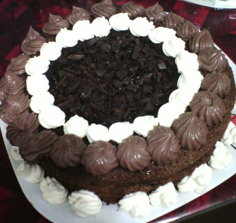 کیک جنگل سیاه