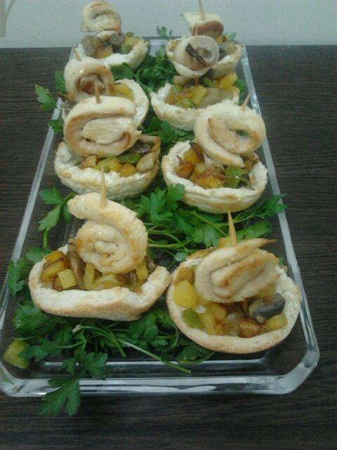 فیله مرغ با نان تست