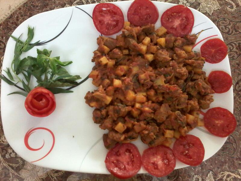 عکس خوراک گوشت و قارچ