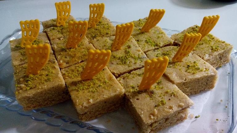 عکس شیرینی پسته وهل