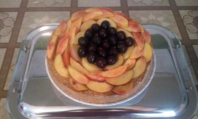 کیک ساده با روکش میوه برای افطار