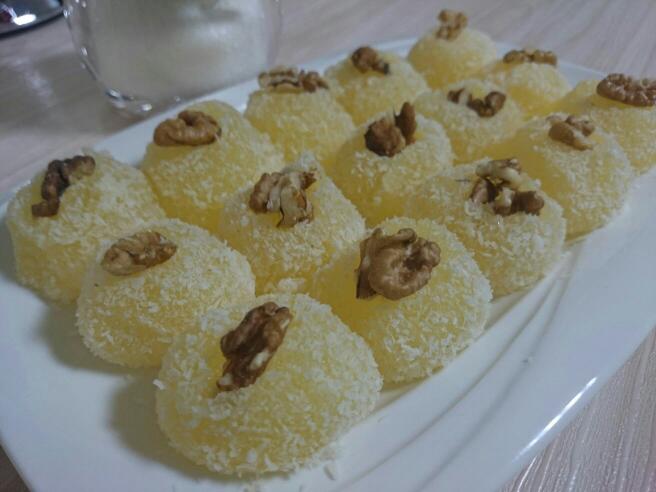 عکس باسلوق با پودر ژله موز
