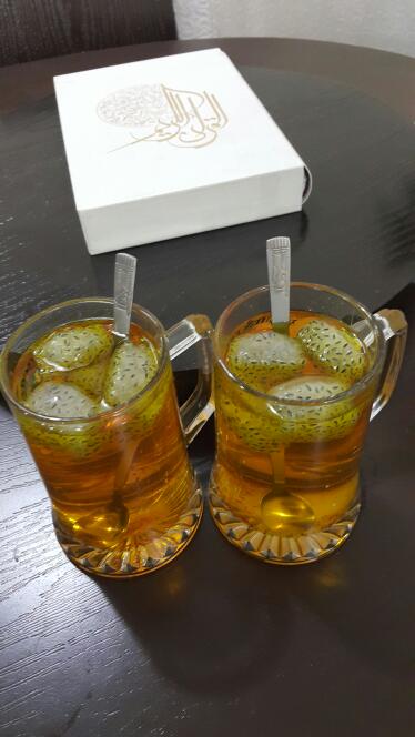 عکس شربت زعفرون و تخم شربتی