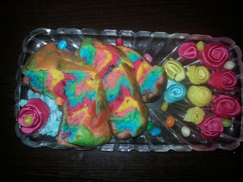 عکس  ژله رولی و کیک رنگین کمان