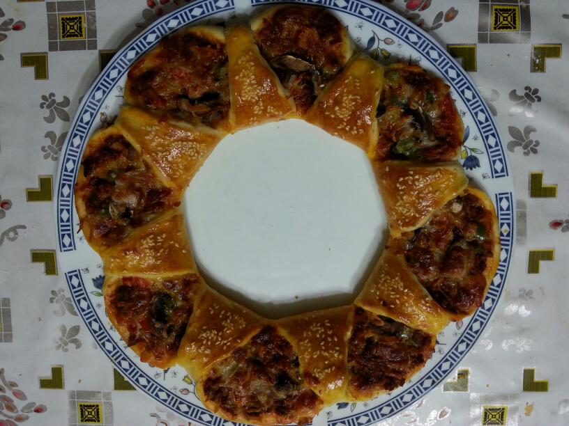 عکس پیتزا به شکل گل
