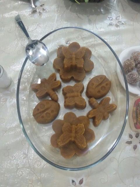 عکس حلوای آرد گندم