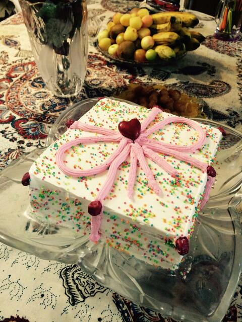 کیک تولد واسه خواهر عزیزم