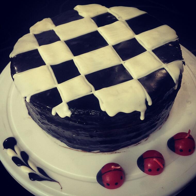 عکس کیک شطرنجی