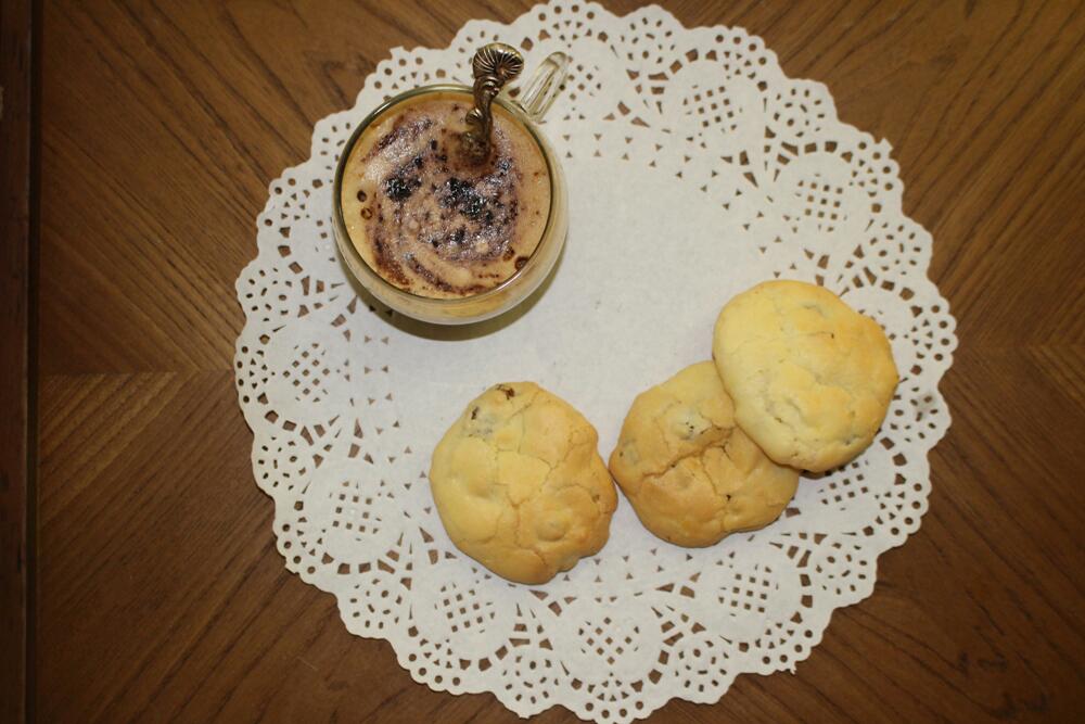 شیرینی کشمشی خودم پز