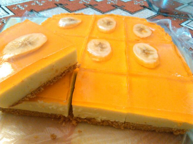 عکس چیز کیک با ژله پرتقالی