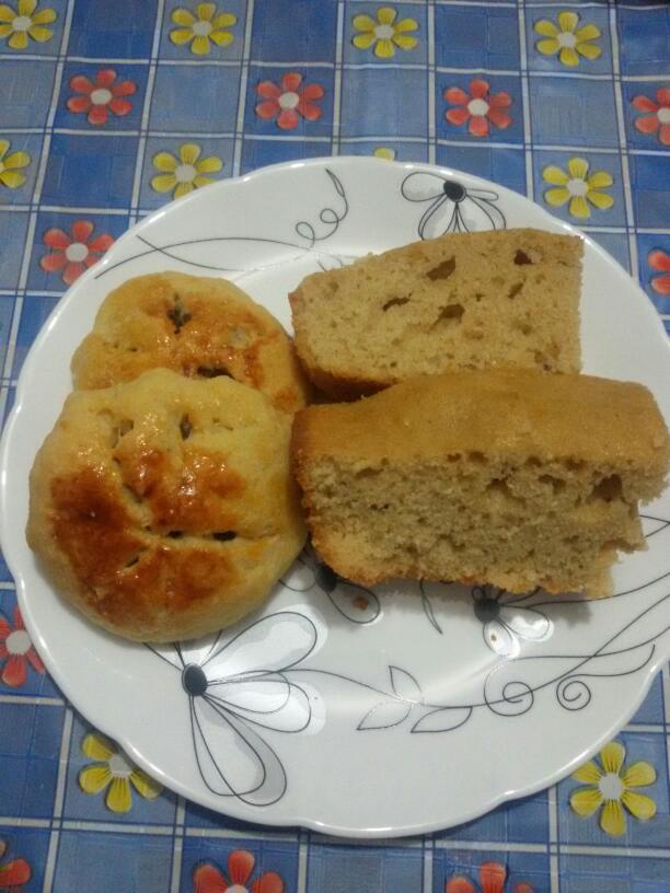 کیک صبحانه و کلوچه خرمایی