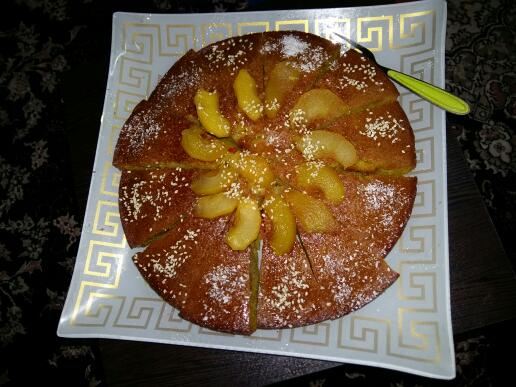 عکس کیک پایه سیب 
