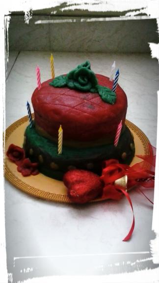 عکس خمیر تزئینی کیک مارسیپان