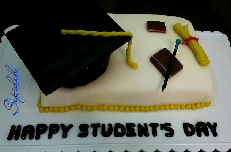 کیک روز دانشجو 