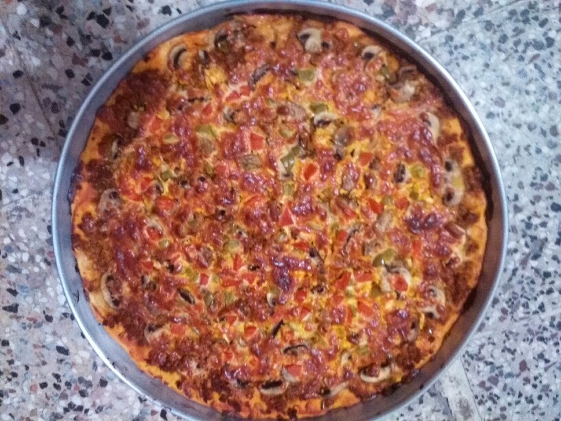 عکس پیتزا گوشت قارچ 