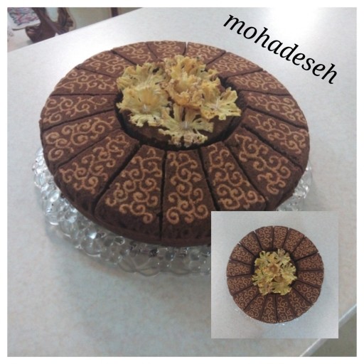 کیک شکلاتی طرحدار