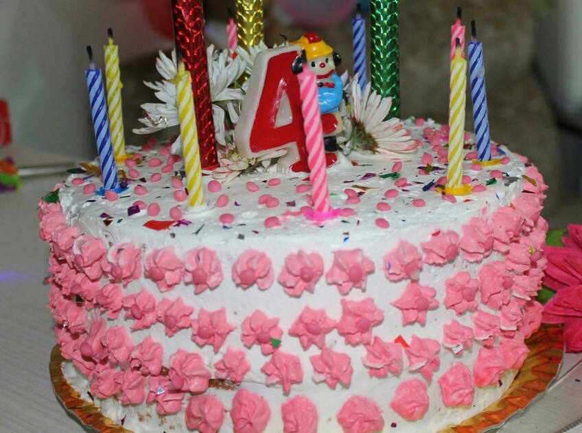 عکس کیک تولد چهار سالگی دختر داداش 