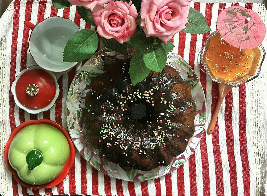 کیک قهوه همراه با دسر