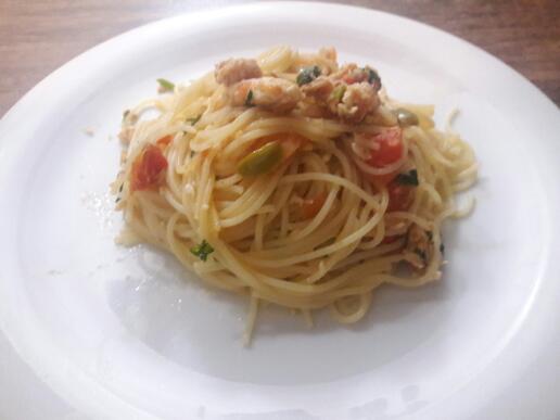 عکس اسپاگتی با ماهی 