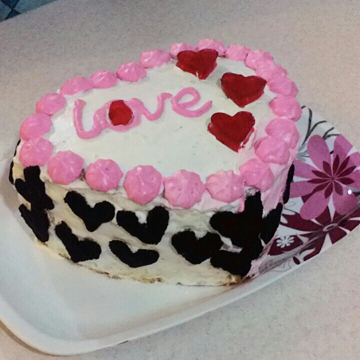 کیک روز عشق من و همسری