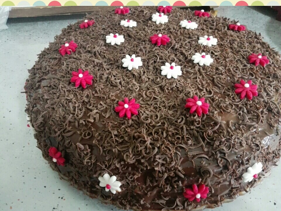 عکس کیک شکلاتی برای تولد خواهرم