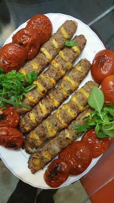عکس کباب مامان پز