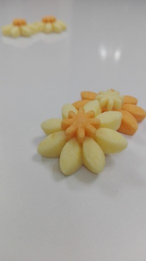 عکس شیرینی پرتقالی دو رنگ