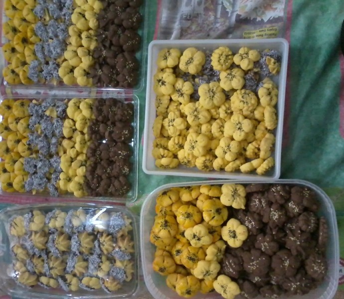 شیرینیای عید