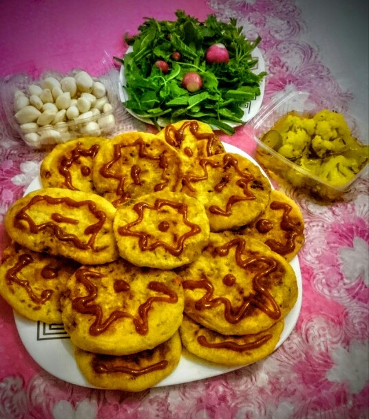 عکس پیراشکی گوشت و سبزیجات