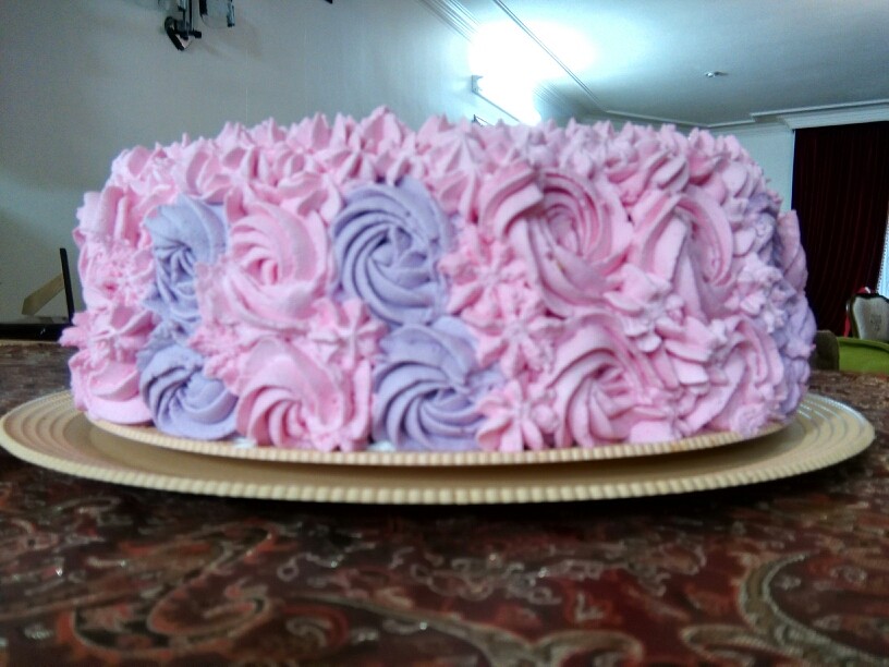 کیک با تزیین rozet