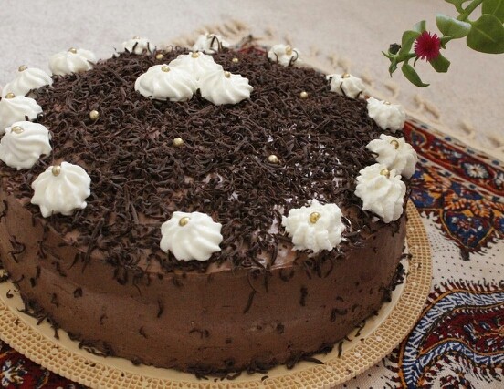 کیک خامه و شکلات