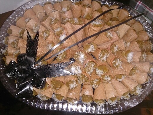 حلوا خیرات برای مادر جونم