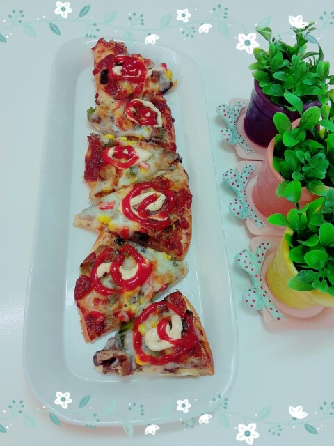 عکس پیتزا گوشت و قارچ خودم پز