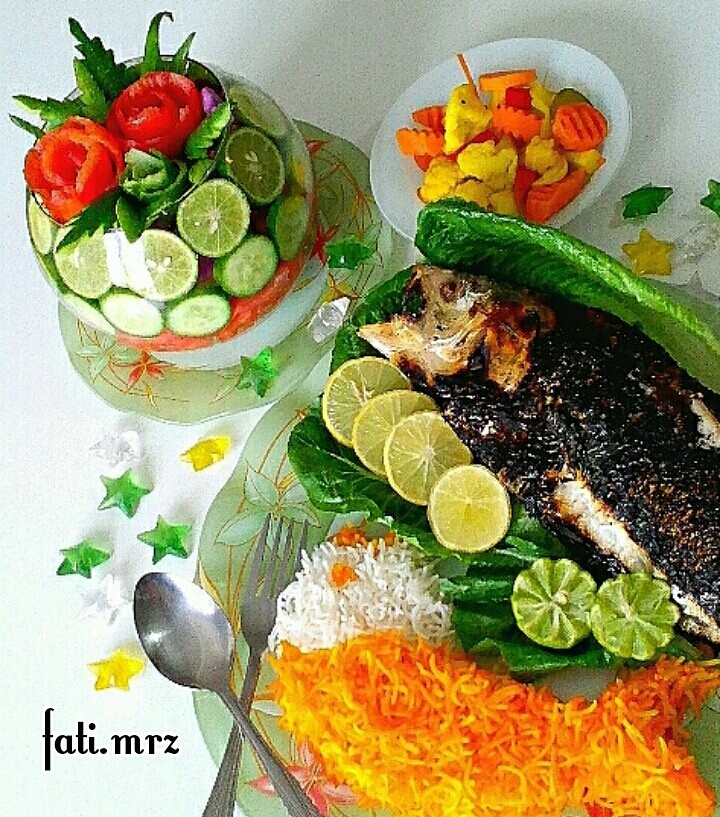 عکس خوراک ماهی سالمون با نخود سبز 
