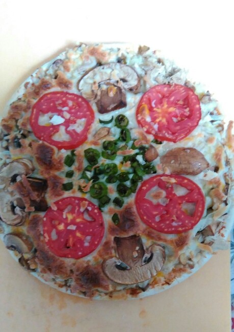عکس پیتزا قارچ وگوشت 