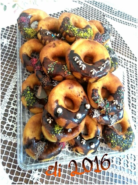 عکس دونات یا پیراشکی