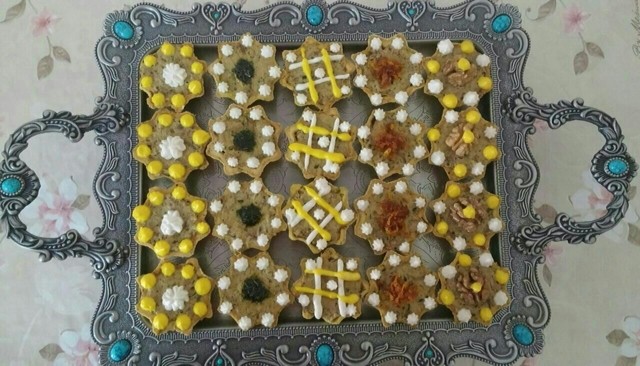 عکس کشک بادمجان داخل تارت