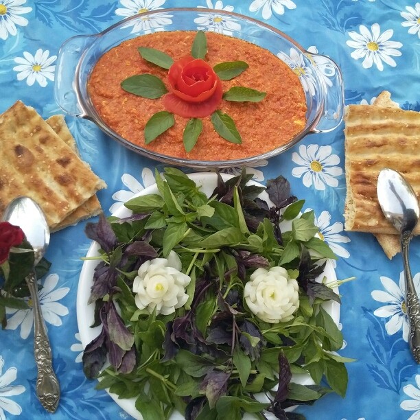 عکس یک نیمروی دونفره