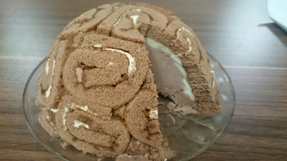 دسر شارلوت رویال