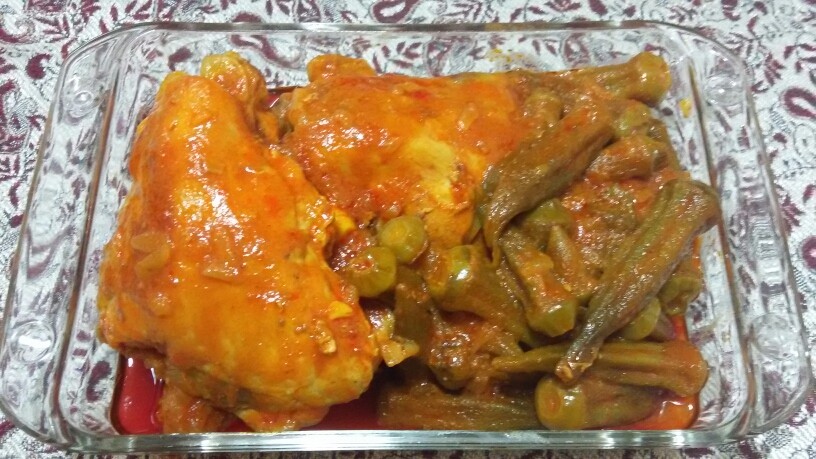 عکس خوراک مرغ و بامیه