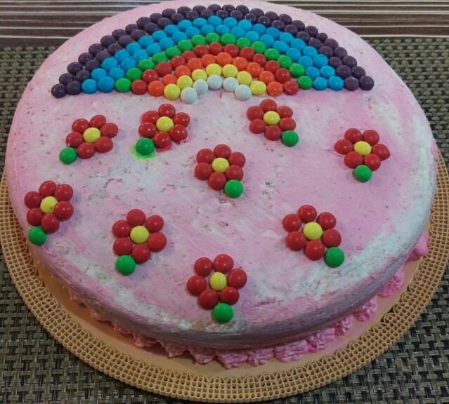 عکس کیک تولد مریم گلی با تزیین دراژه