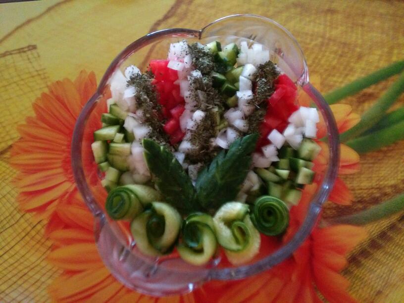 عکس سالاد شیرازی
