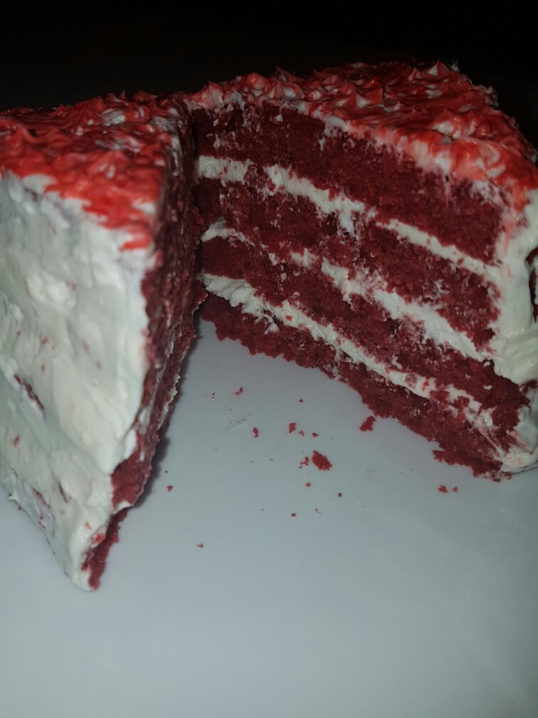 عکس کیک قرمز مخملی