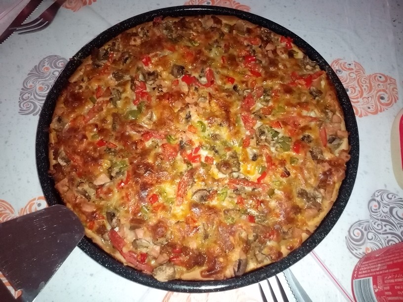 پیتزا شقایق پز...
