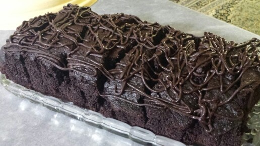  کیک با شکلات اب شده