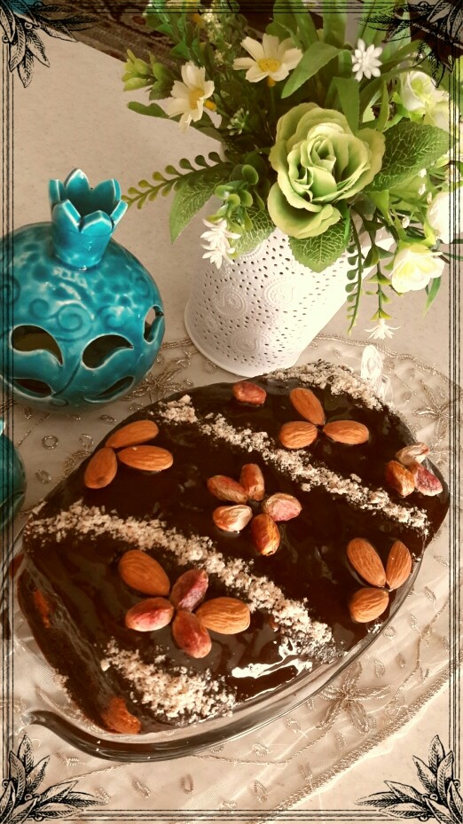 عکس کیک ماست باروکش گاناش