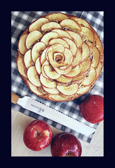 عکس کیک سیب
